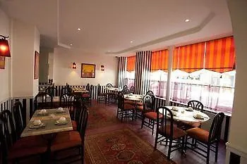 Hotel Maison Du Pré París