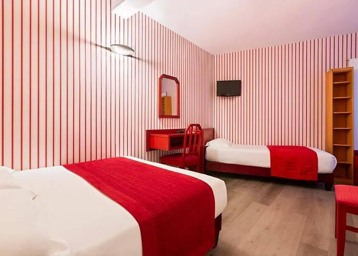 Hotel Maison Du Pre 2*