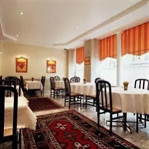 Hotel Maison Du Pre Paris