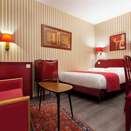 Hotel Maison Du Pre 2*