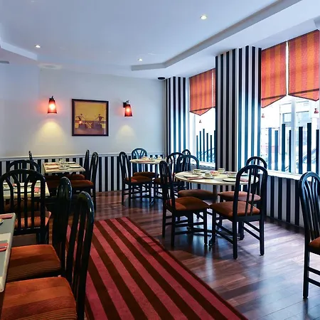 Maison Du Pre 2* باريس