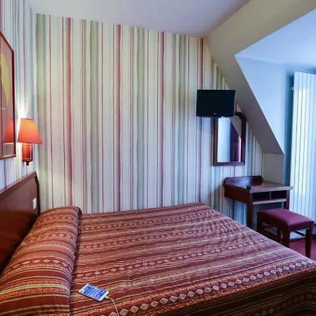 Maison Du Pre Hotel 2*