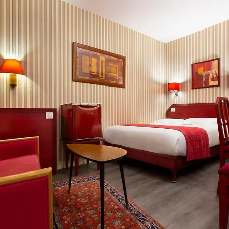 Maison Du Pre Hotel 2*