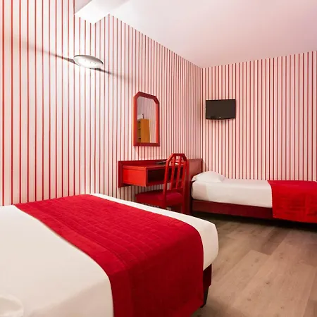 Hotel Maison Du Pre 2*