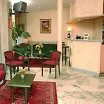Maison Du Pre 2* Paris