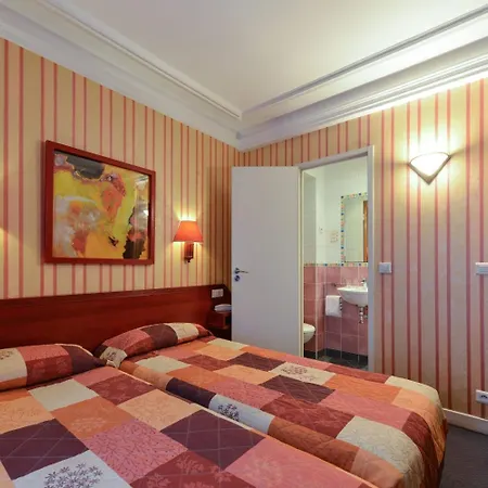 Maison Du Pre Hotel 2*